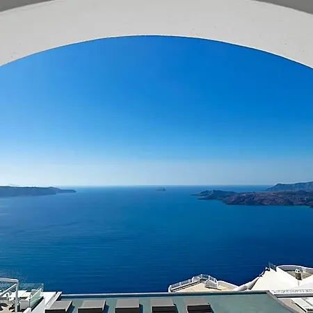 Lilium Hotel Santorini 5*